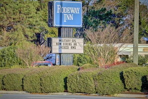 Exterior - Motel 6 Norfolk, VA – East Little Creek (Norfolk)