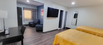 Motel 6 Norfolk, VA – East Little Creek