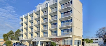 Motel 6 Norfolk, VA – East Little Creek