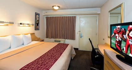 Red Roof Inn Buffalo – Hamburg/ I-90
