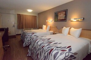 Deluxe Room, 2 Double Beds (Smoke Free) | In-room safe, desk, blackout curtains, free cots/infant beds - Red Roof Inn Buffalo – Hamburg/ I-90 (Hamburg)
