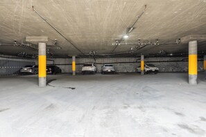 Parcheggio non assistito gratuito