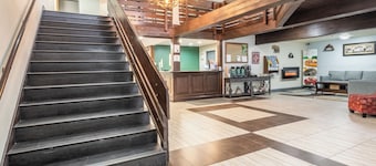 Quality Inn Near Mammoth Mountain Ski Resort