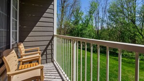 Standard Room, 1 King Bed, Non Smoking, Jetted Tub | View from room