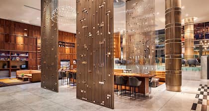 Sheraton Grand Los Angeles