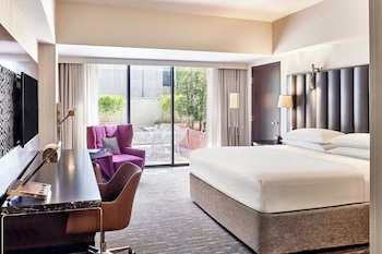 Down comforters, pillowtop beds, in-room safe, desk at Sheraton Grand Los Angeles