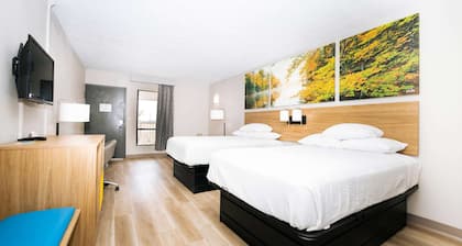 Days Inn by Wyndham Cincinnati East