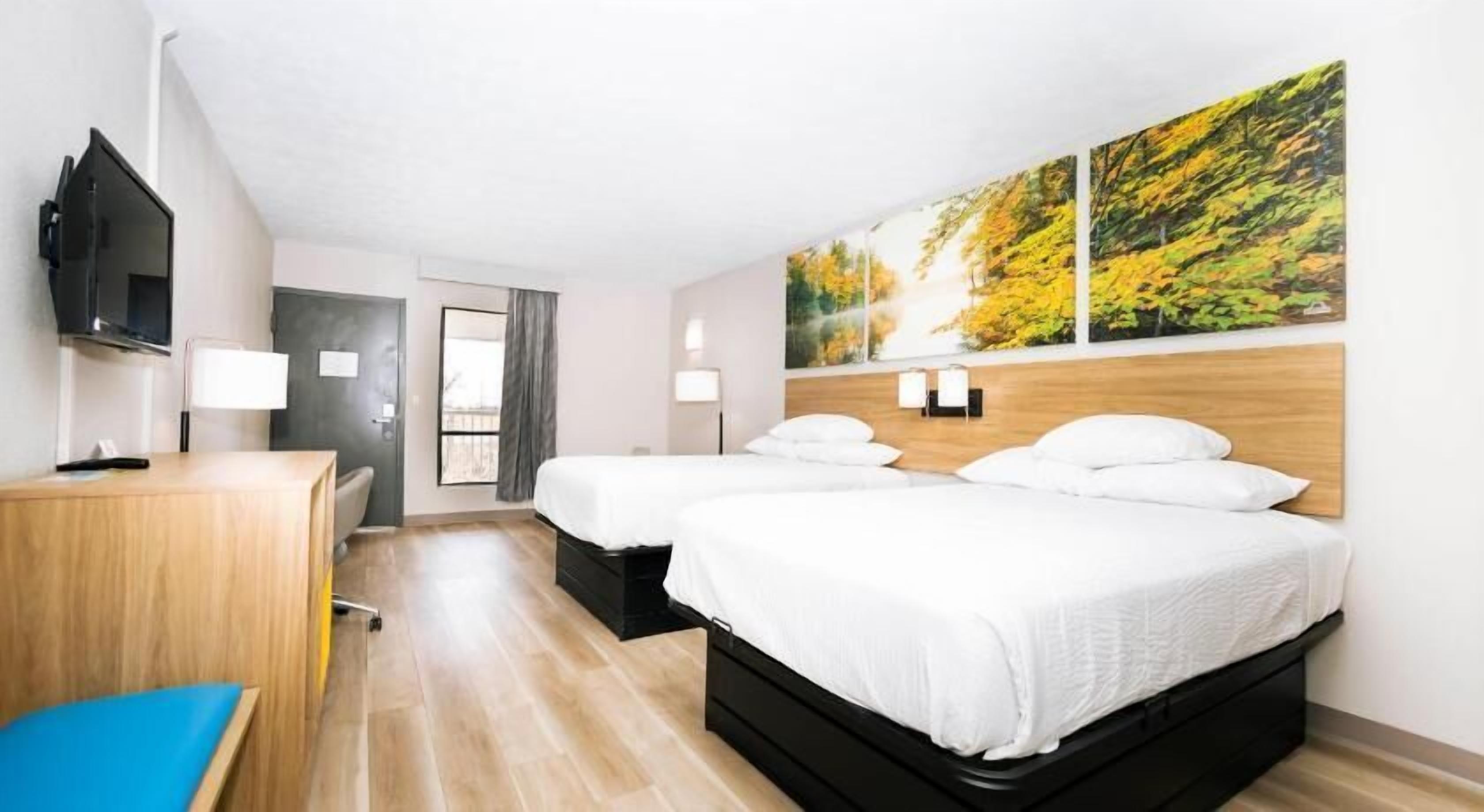 Desk, rollaway beds, free WiFi, bed sheets