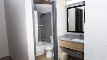 Room, 1 King Bed, Non Smoking (Modern) | Bathroom