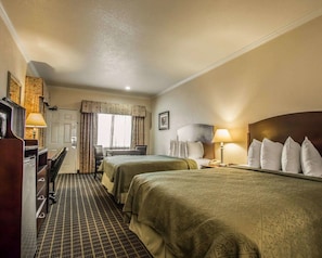 Premium bedding, in-room safe, desk, laptop workspace