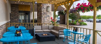 Ramkota Hotel & Conference Center
