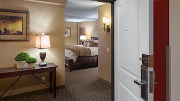 1 bedroom, desk, laptop workspace, blackout curtains
