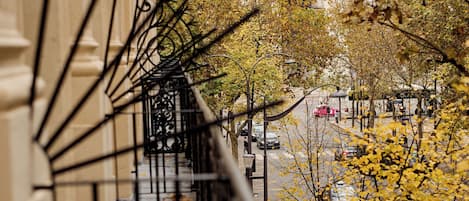 غرفة بانوراما | 1 غرفة نوم وأغطية فراش متميزة وأسرّة بإسفنج يتكيف مع شكل الجسم