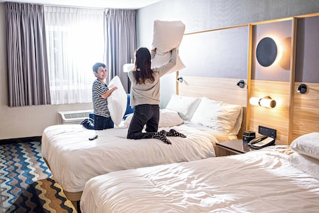 Children's activities. Accent Inns Vancouver Airport