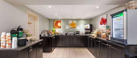 Petit déjeuner buffet compris tous les jours