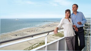 Unclassified image, 3 of 148, button - Hotel Neptun (Rostock)