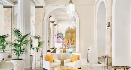 Carlton Cannes, a Regent Hotel