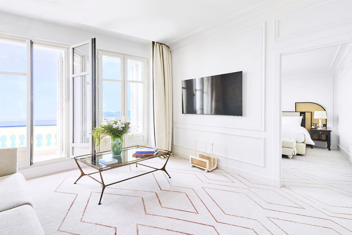 Literie de qualité, couette en duvet, minibar, coffre-fort
