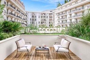 Suite, 1 Schlafzimmer, Terrasse, Gartenblick | Blick auf den Garten