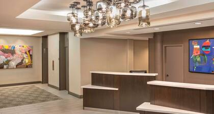 DoubleTree by Hilton Chicago Schaumburg