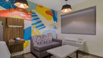 Room, 1 King Bed, Non Smoking | 1 bedroom, pillowtop beds, desk, laptop workspace