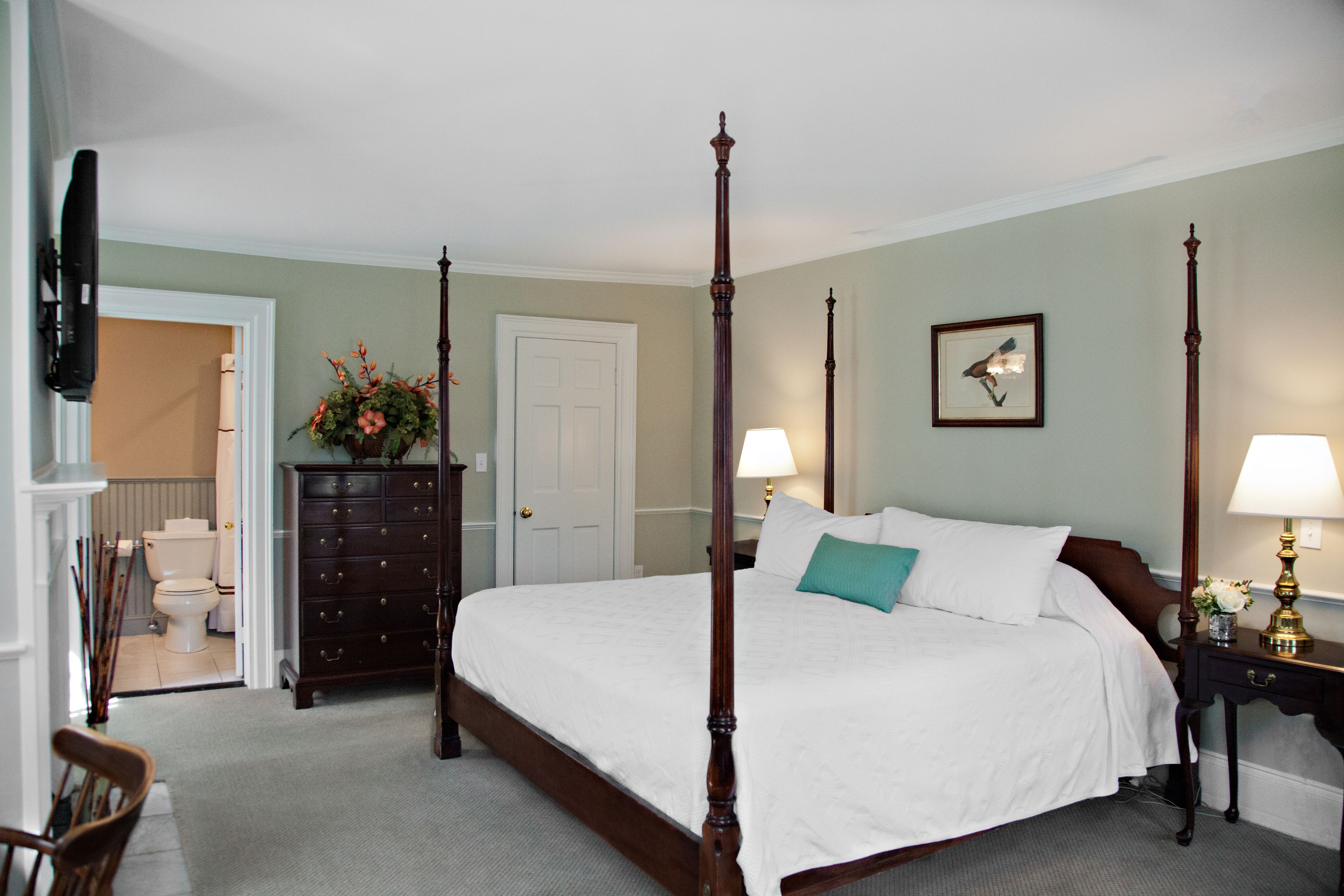 Decoración personalizada, muebles diferentes y escritorio 