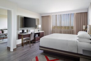 Concierge Room, Club Room, 1 King Bed
