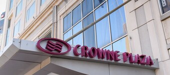 Crowne Plaza Cleveland at Playhouse Square by IHG