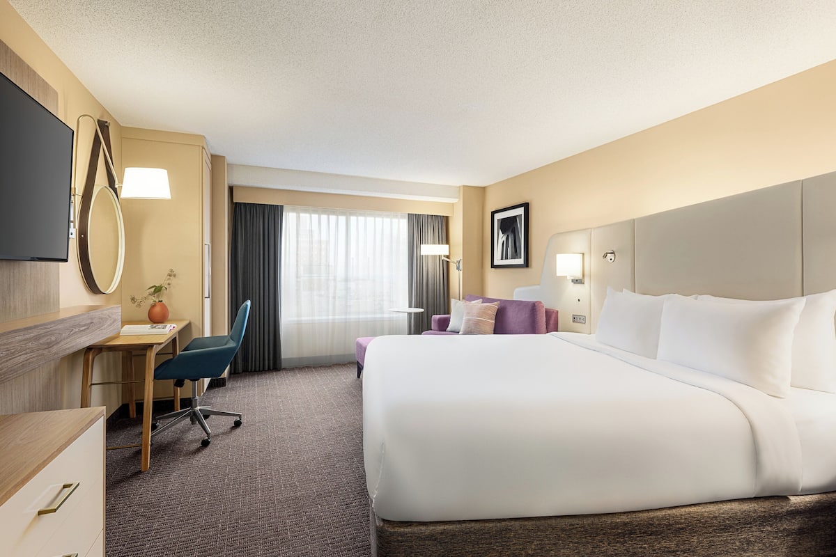 1 bedroom, pillowtop beds, in-room safe, desk