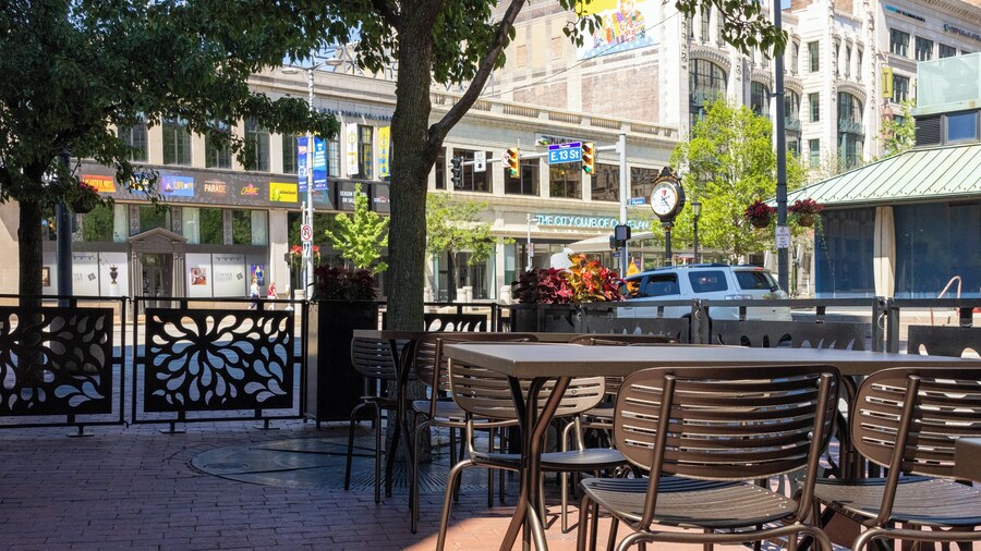 Crowne Plaza Cleveland at Playhouse Square by IHG