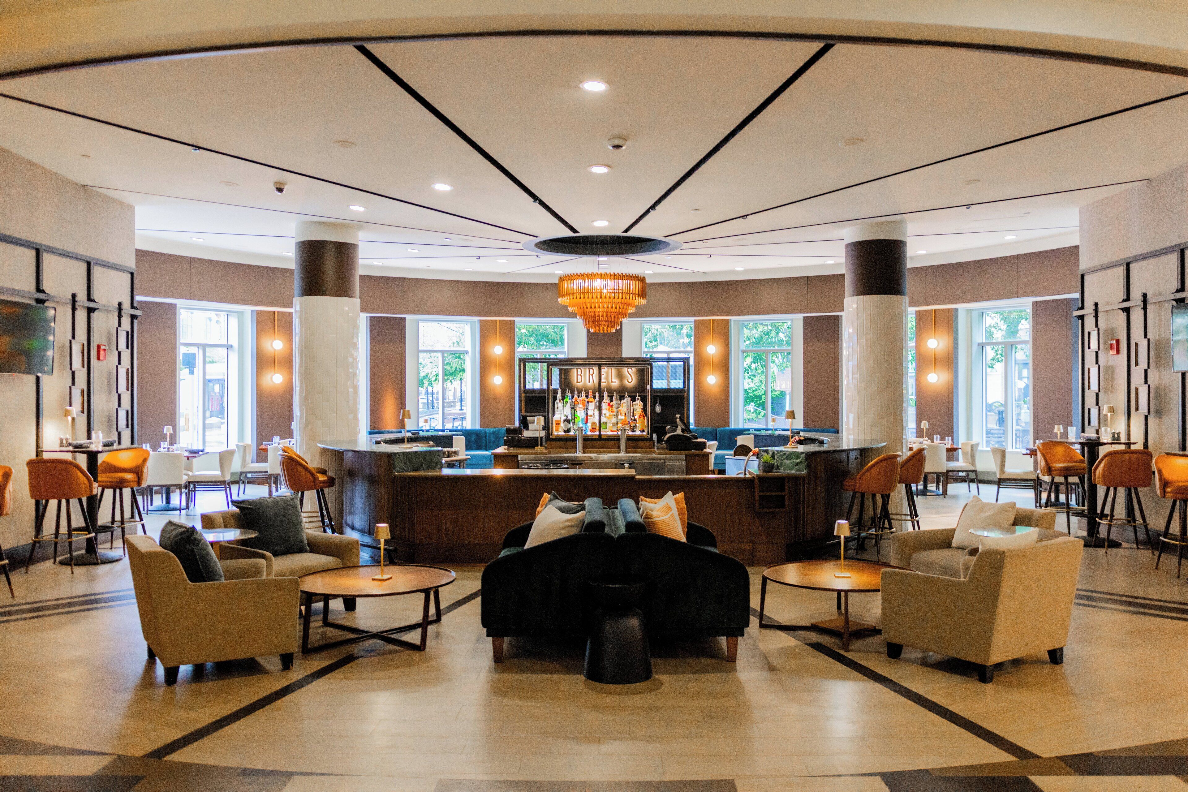 Breakfast, lunch and dinner served