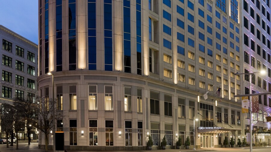 Crowne Plaza Cleveland at Playhouse Square by IHG