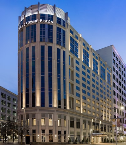 Crowne Plaza Cleveland at Playhouse Square by IHG