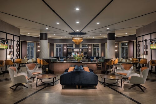 Crowne Plaza Cleveland at Playhouse Square by IHG