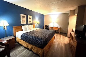 Desk, free rollaway beds, free WiFi, bed sheets