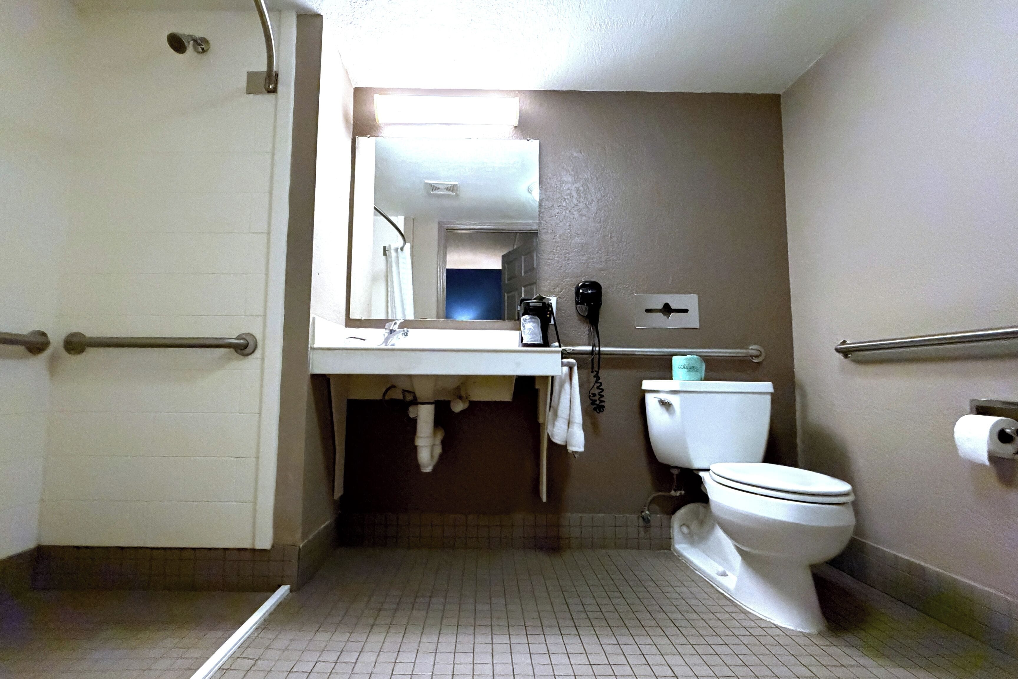 Photo - Townhouse Garden Inn & Suites San Antonio I 35