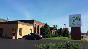 المنشأة من الخارج