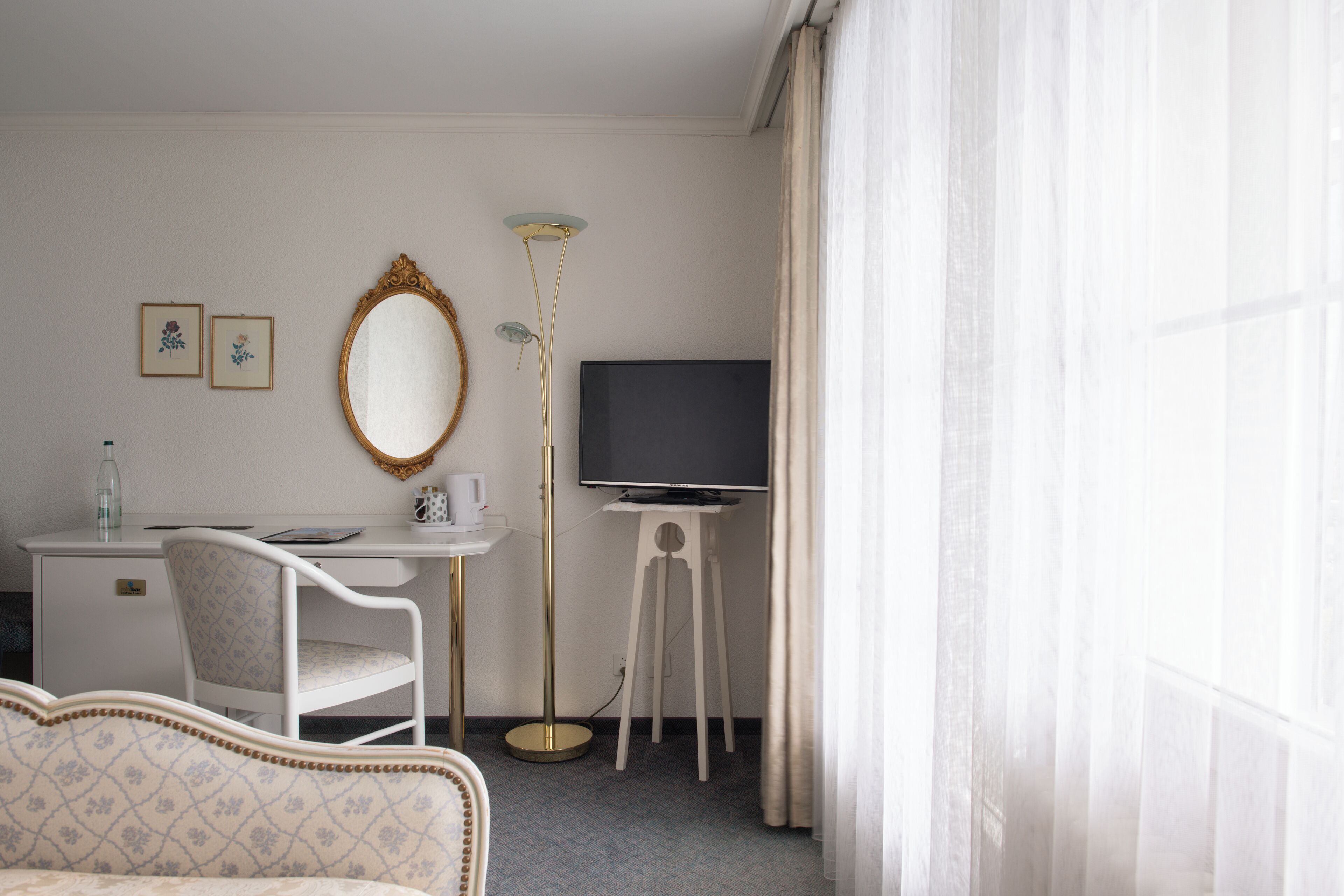 standard single room, balcony, lake view | 1 bedroom, premium bedding, minibar, in-room safe