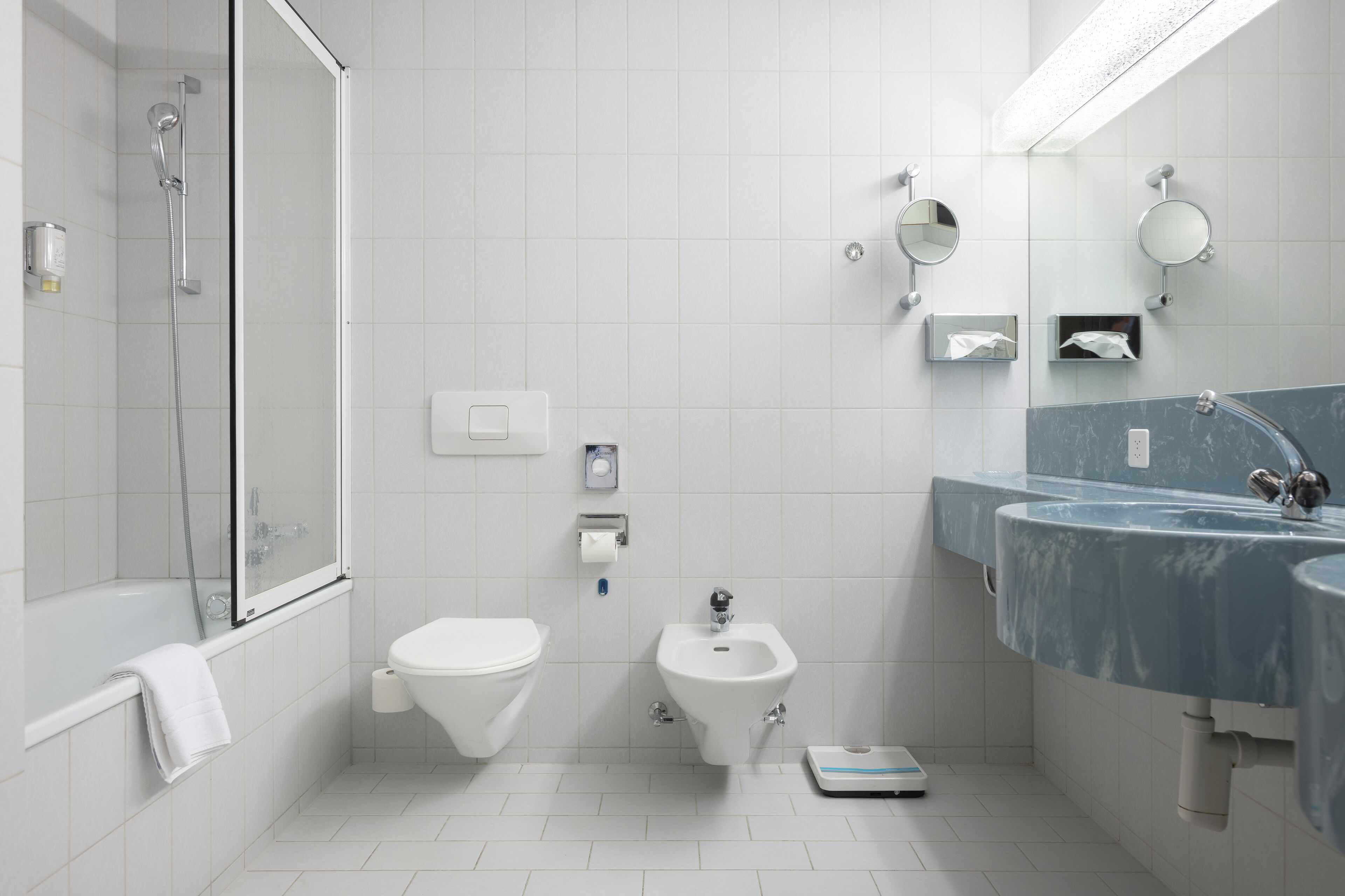 junior twin room, balcony, lake view | bathroom | hair dryer, towels