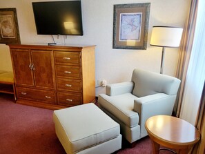 2 Room King Suite Non-Smoking, No Pets