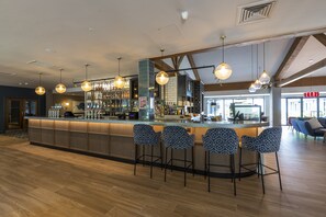 Bar (en la propiedad)