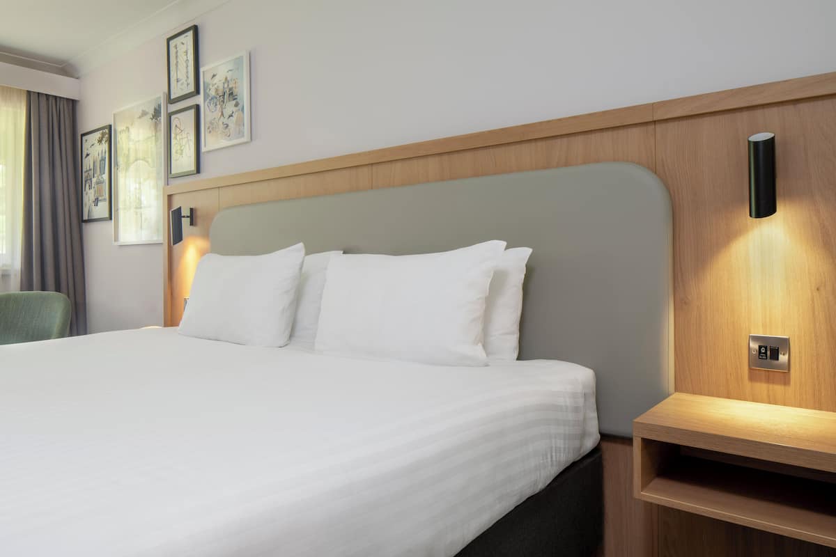 1 bedroom, hypo-allergenic bedding, in-room safe, desk