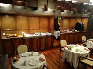 Daily buffet breakfast (EUR 14.5 per person)