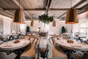 Restaurant - Corinthia Palace Malta (Attard)