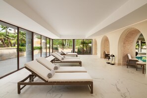 Couples treatment room(s), sauna, steam room, body treatments