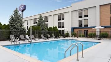 Udendørs pool