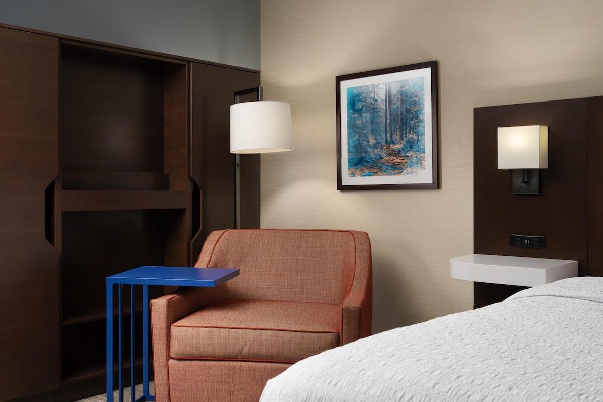 Standard Room, 1 King Bed, Non Smoking