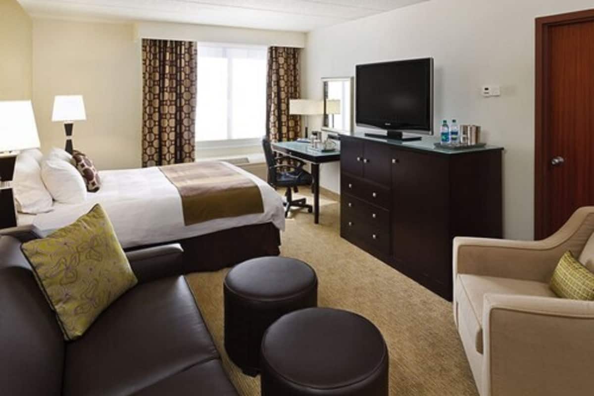 1 bedroom, egyptian cotton sheets, premium bedding, in-room safe