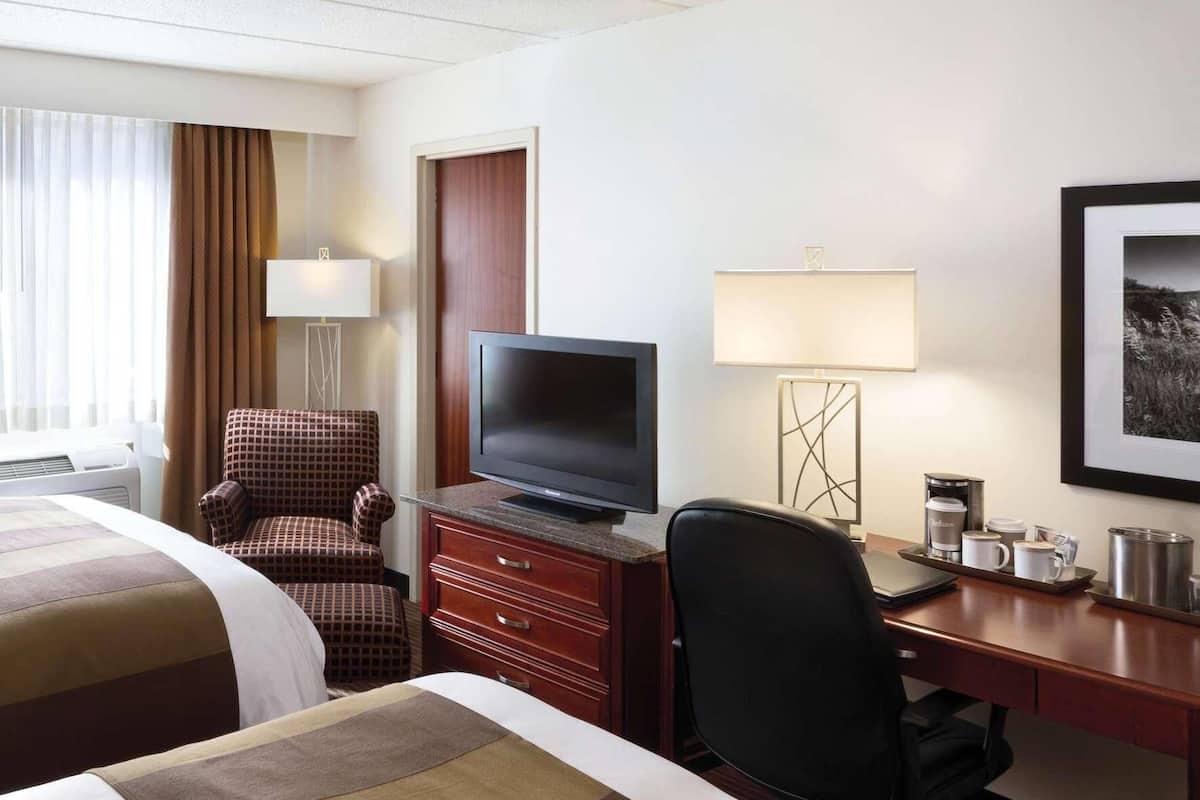 Room, 2 Queen Beds, Non Smoking