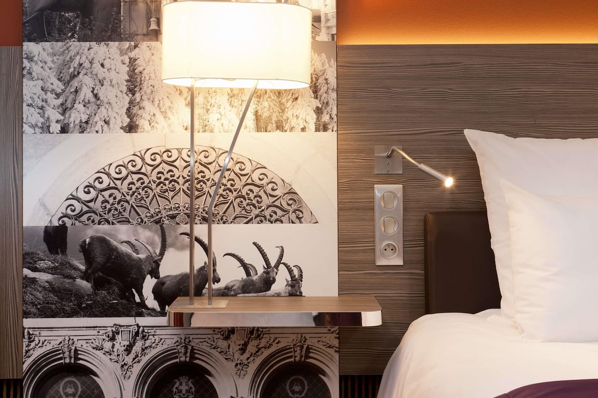 Minibar, in-room safe, desk, blackout curtains